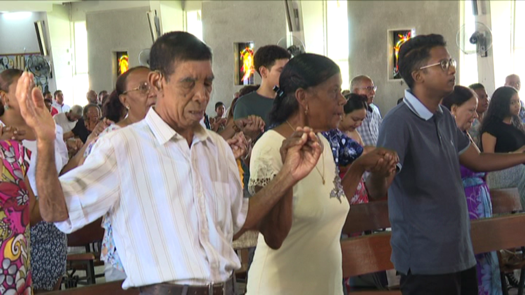 VIDÉO Célébrations de l Épiphanie à l église Saint Patrick