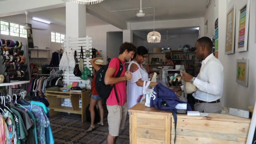 [VIDÉO] Commerce solidaire : « The Good Shop » reçoit Rs 1m du MRIC