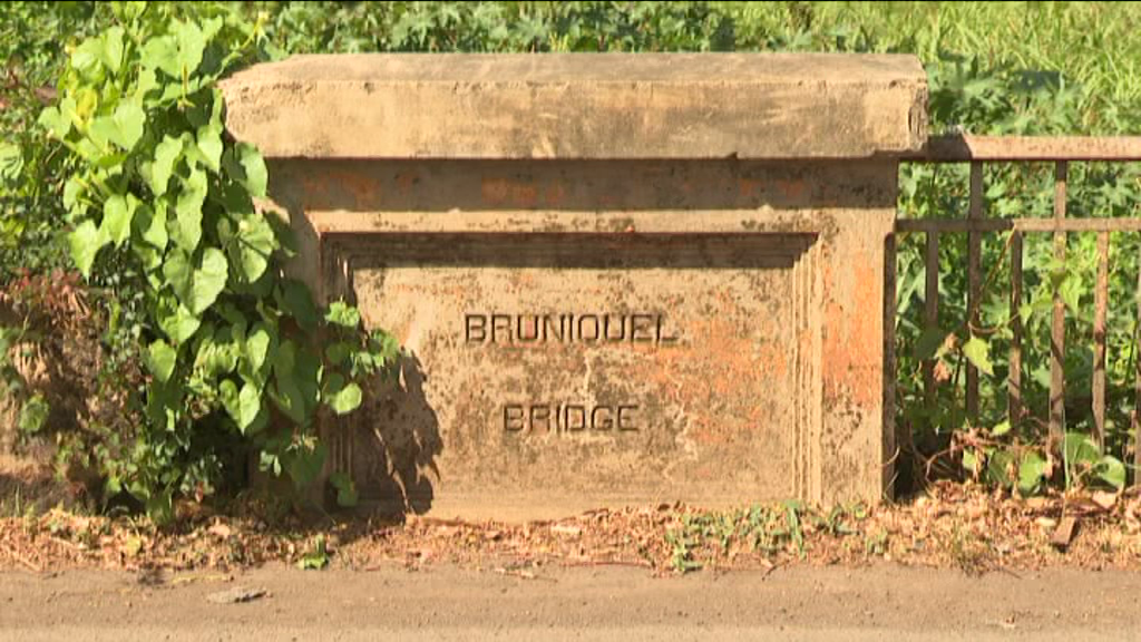 [VIDÉO] Baie du Tombeau le Pont Bruniquel refait à neuf et aménagé