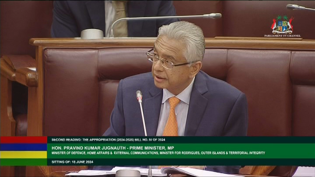 VID O Pravind Jugnauth Le Budget 2024 25 Pouse La Philosophie   Vlcsnap 2024 06 19 11h39m16s754 