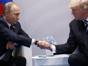 Trump rencontre Poutine