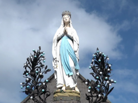 Fete De L Assomption Les Catholiques Celebrent La Montee Au Ciel De La Vierge Marie Mauritius Broadcasting Corporation